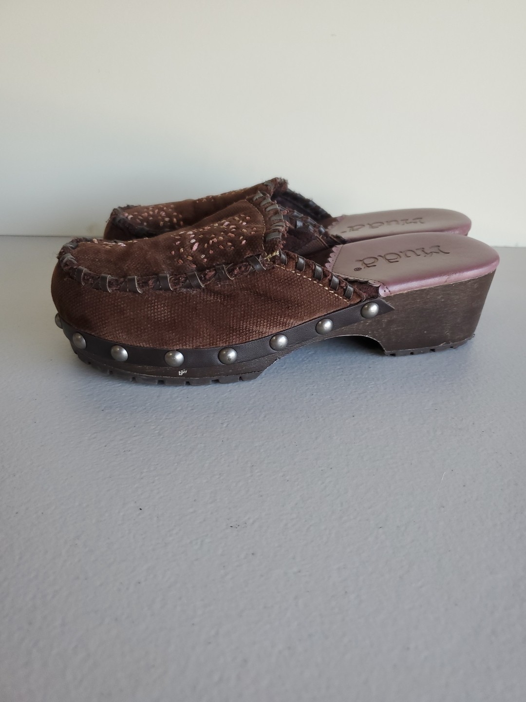 Vintage MUDD Slip-on Clogs Size 6 Wood Leather Cloth Stitch Studs Brown y2k 90s