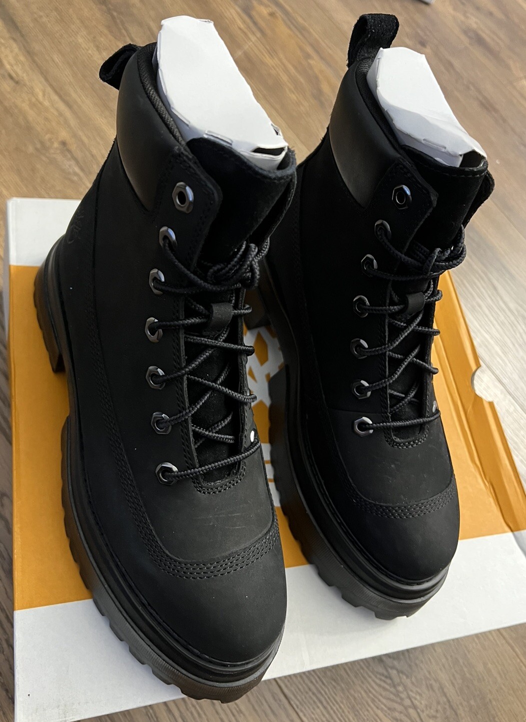 *NEW* WOMEN TIMBERLAND SKY 6-INCH LACE UP WATERPROOF BOOTS BLACK SIZE 8