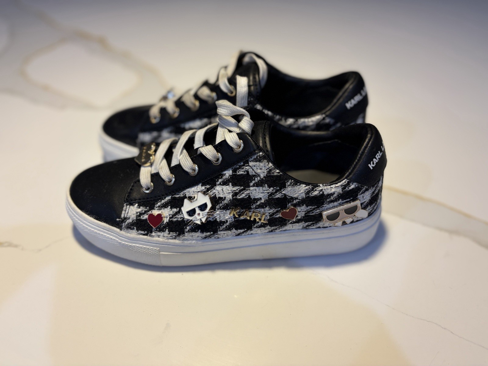 Karl Lagerfeld Paris Cambie Women’s Tweed Platform Sneaker Size 6M