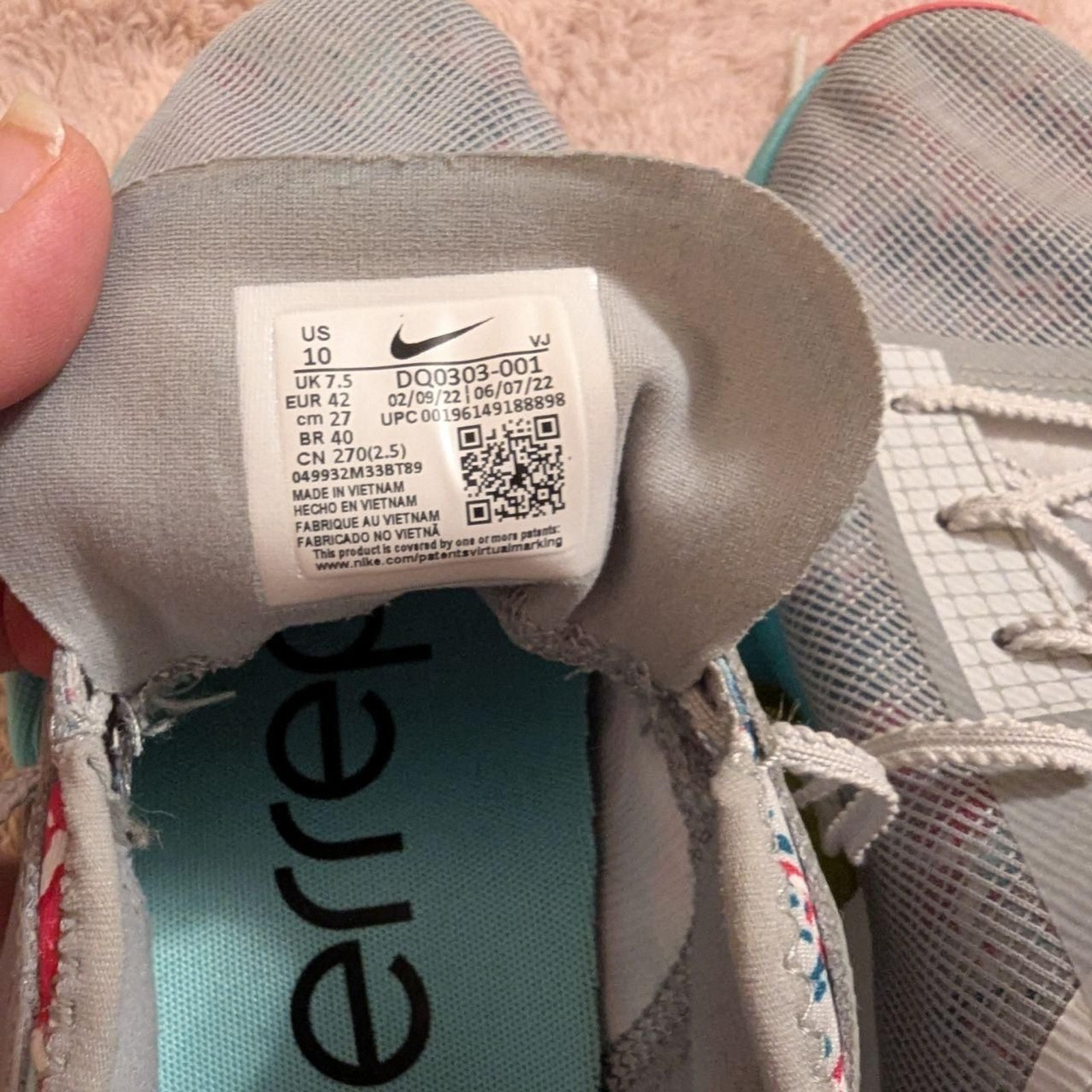 Women’s Nike Air Zoom SuperRep 3 – Graffiti Graphics (Women’s Size 10)