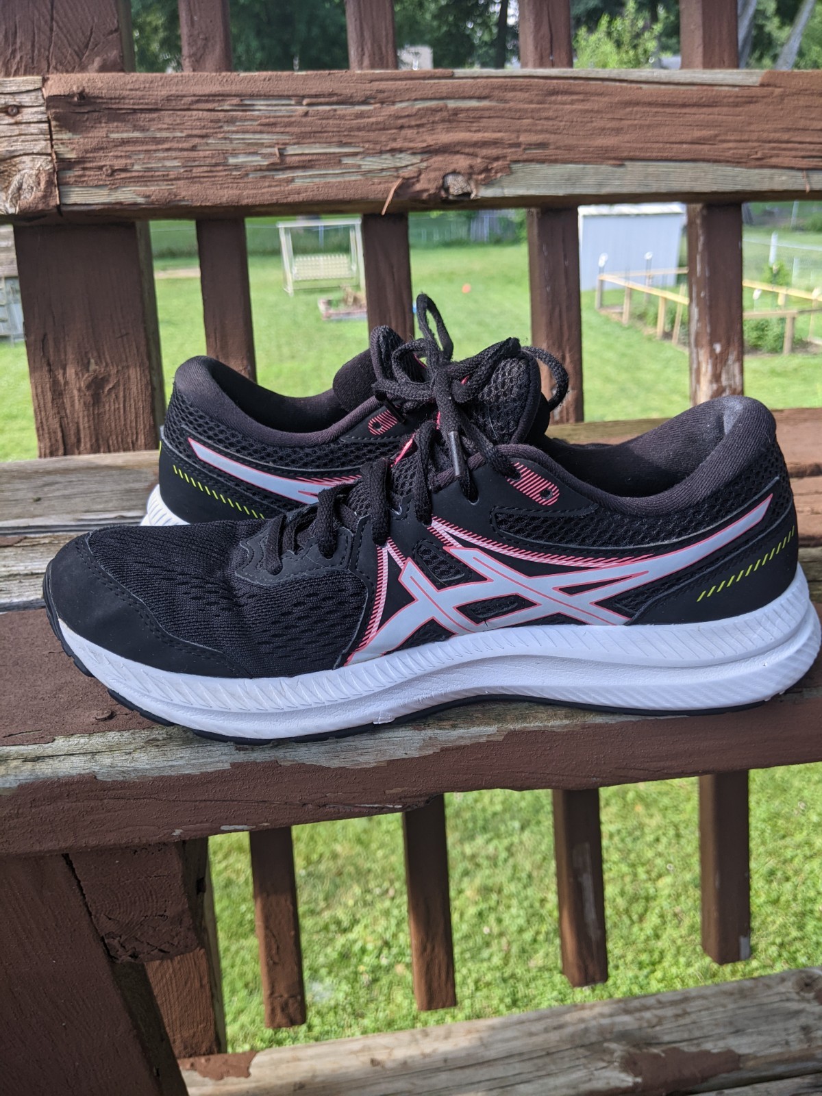 Asics Gel Contend 7 Women’s Black Pink Running Shoe sz 11 Pre Owned