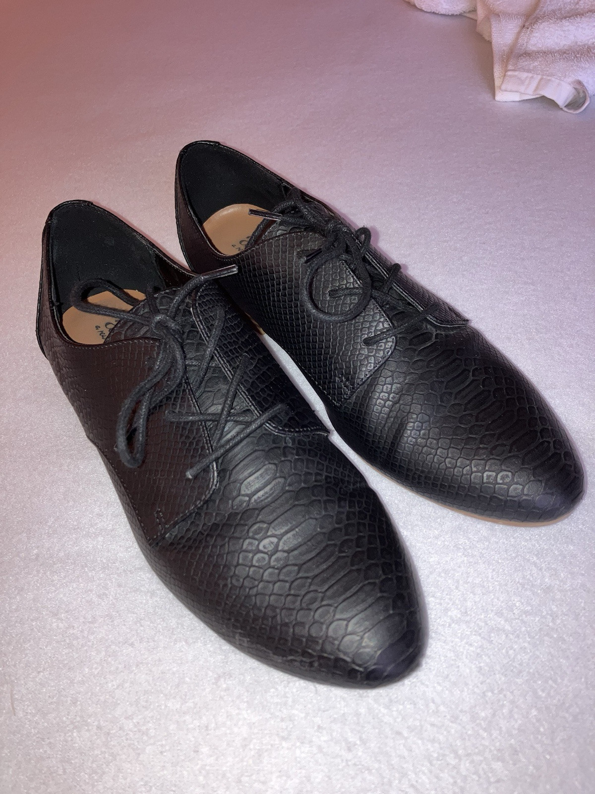 a.n.a Alder Women’s Black Lace Up Size 8M Shoes