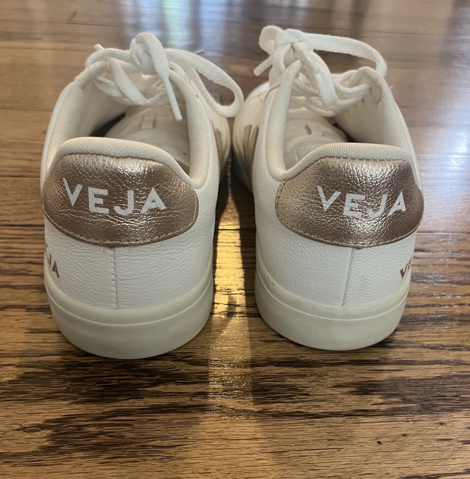 Veja Campo Leather White Platine Rose Gold Sneakers Womens Size 7 EUR 38