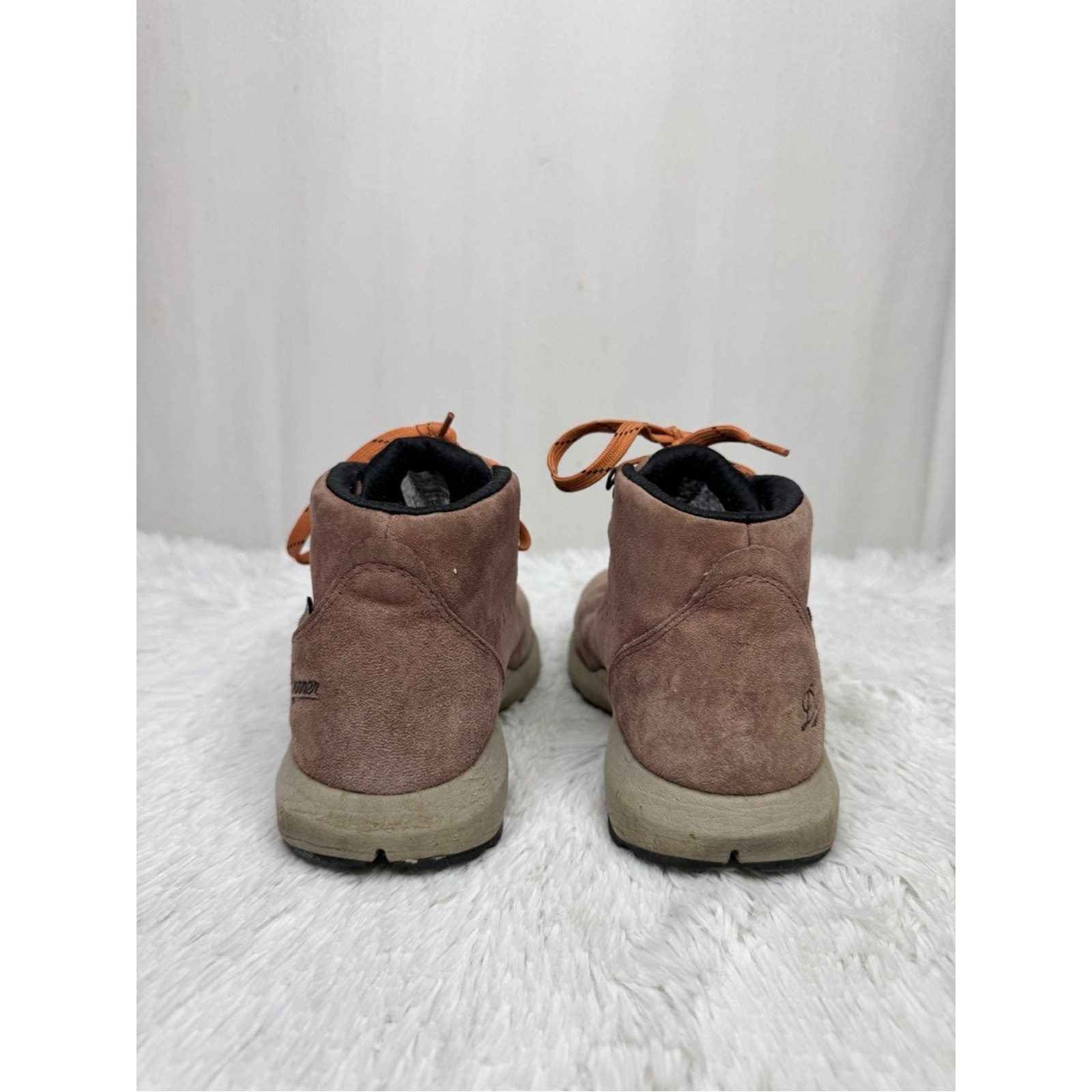 Danner sz 8 Inquire Chukka 4” ankle hiking boots in mauve/salmon women’s