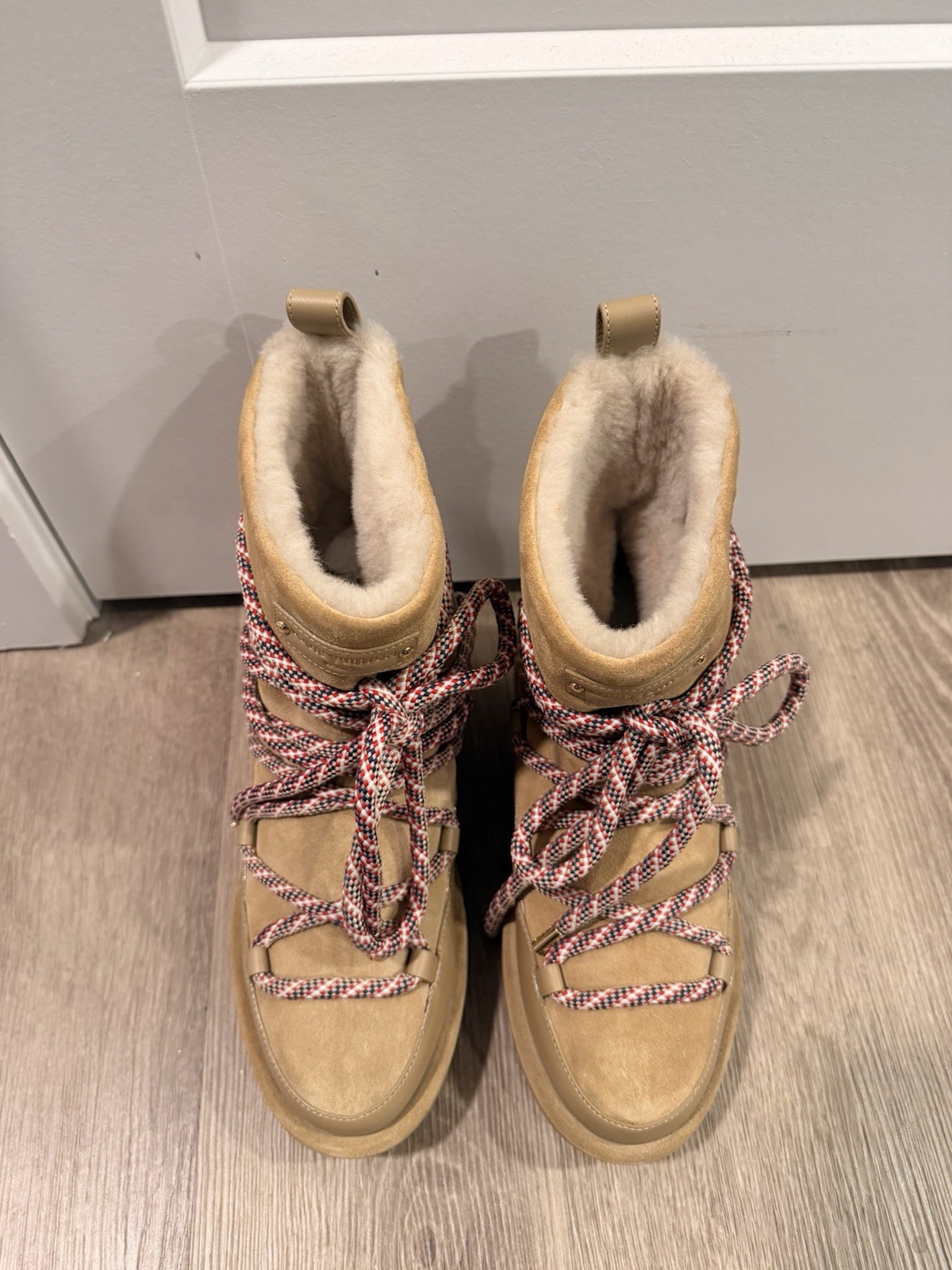 Louis Vuitton Women’s Beige Suede Shearling Lined Ankle Lace-Up Boots EU 37.5