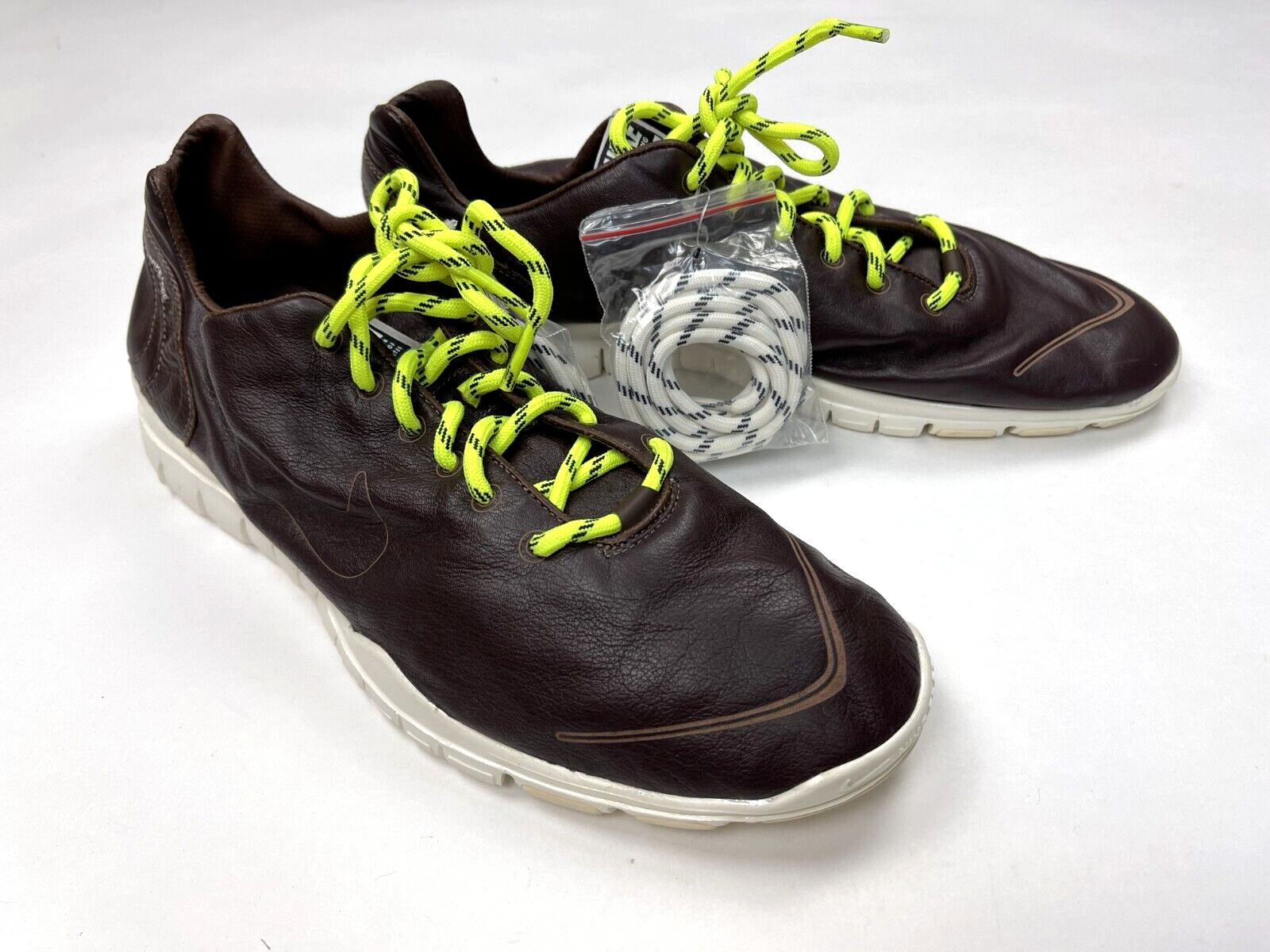NIKE Free TR FIT 2 LUX Women 13 NWOB Running Athletic Cross Training 543552-200