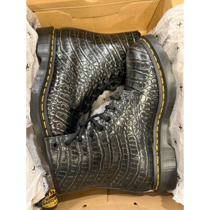 NEW Dr. Martens 1460 Croc Emboss Leather Boots Women’s 7 – 27249029
