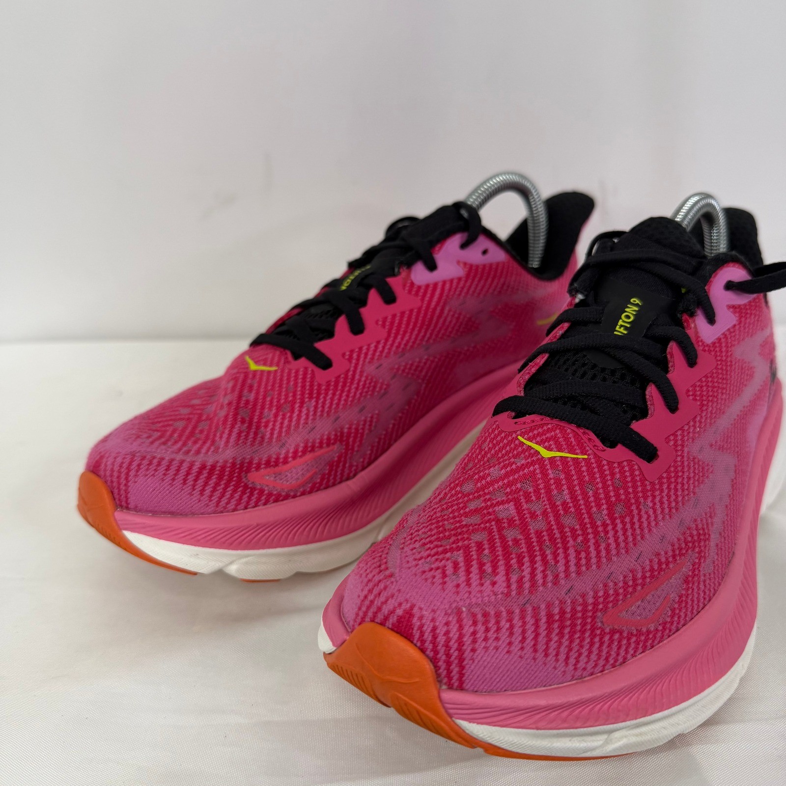 Hoka Clifton 9 Womens Running Shoes ‘Raspberry Strawberry Size 9B