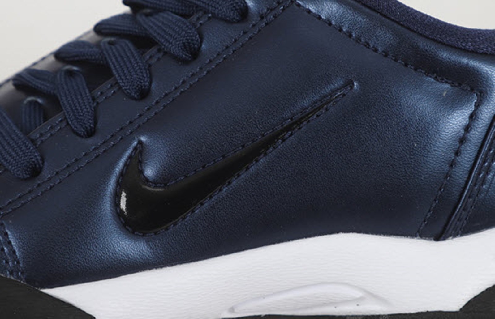 Nike Women Total 90 III Style Shoes Run Navy Training Boot Sneakers IM7595-400