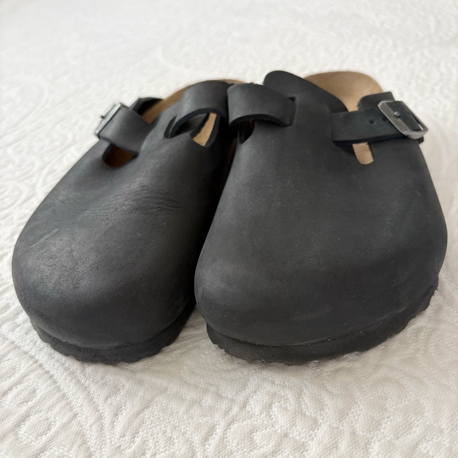 Birkenstock Women’s Oiled Leather Boston Clogs, Black Sz 36