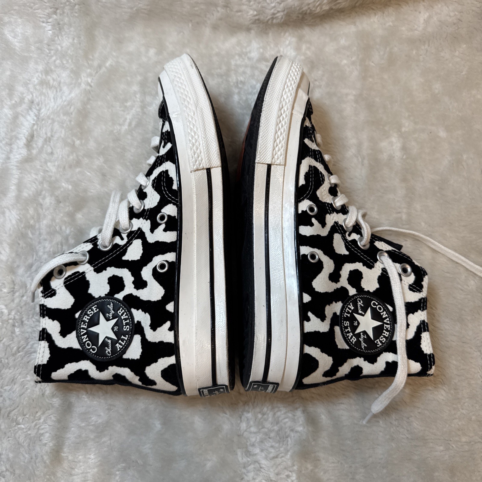 Womens Converse CHUCK Taylor All Star HI A12350C Black Leopard Graphics Sz 6.5