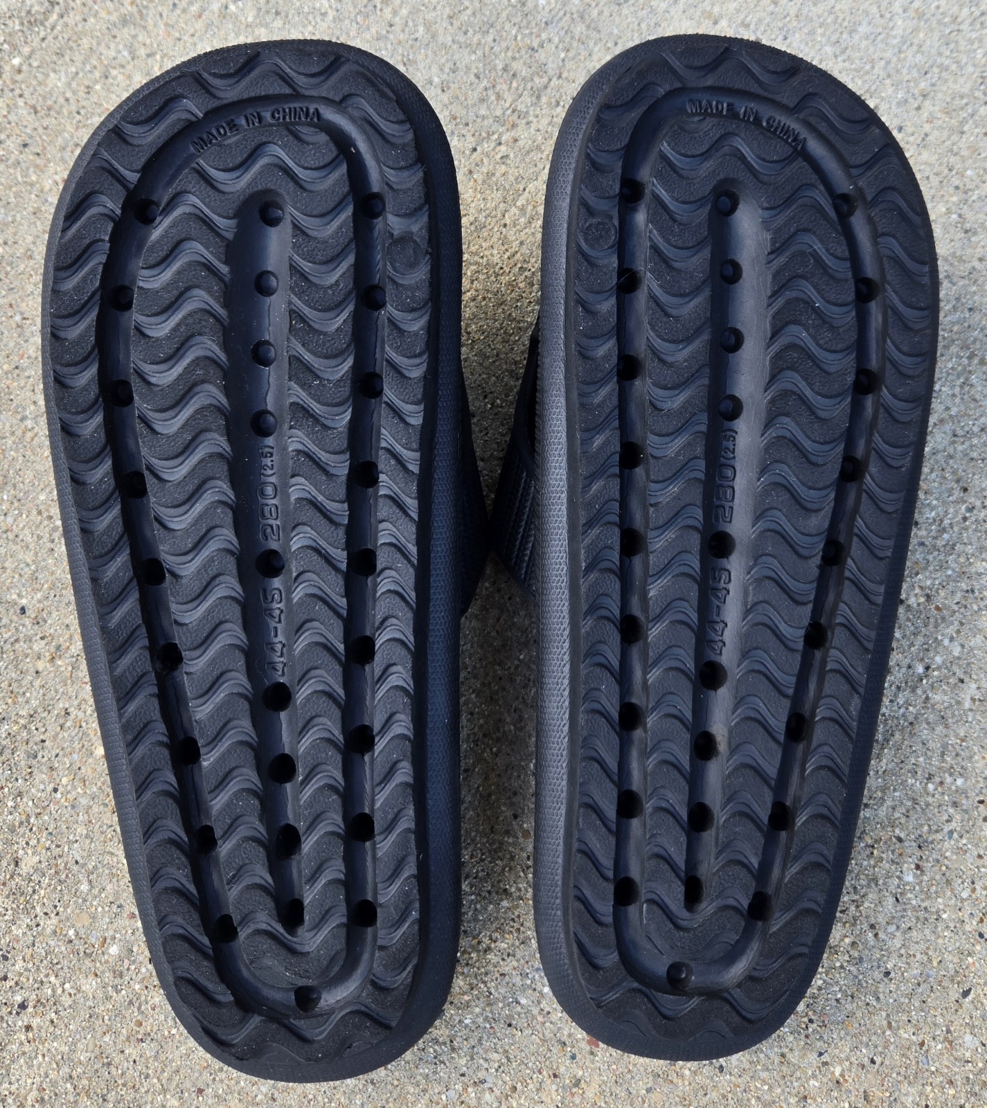JaneTroides Sandal Slipper Slide Unisex Size 44-45 XXL Soft Sole Black Comfort