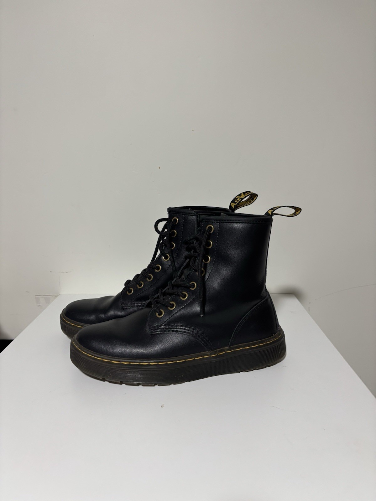 Dr. Martens black leather lace up boots Unisex