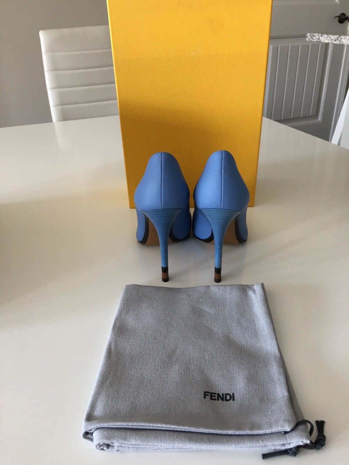 NWT FENDI POINTED TOE BLUE LEATHER PUMP HEELS SHOES SIZE IT 36 US 6