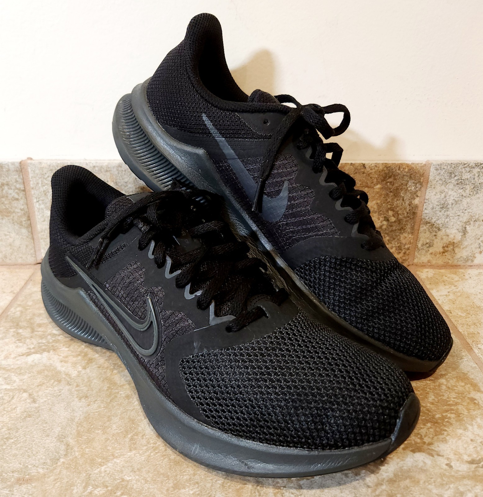 Nike | Downshifter 11 Triple Black CW3413-003 Running Training Sneaker Women’s 9
