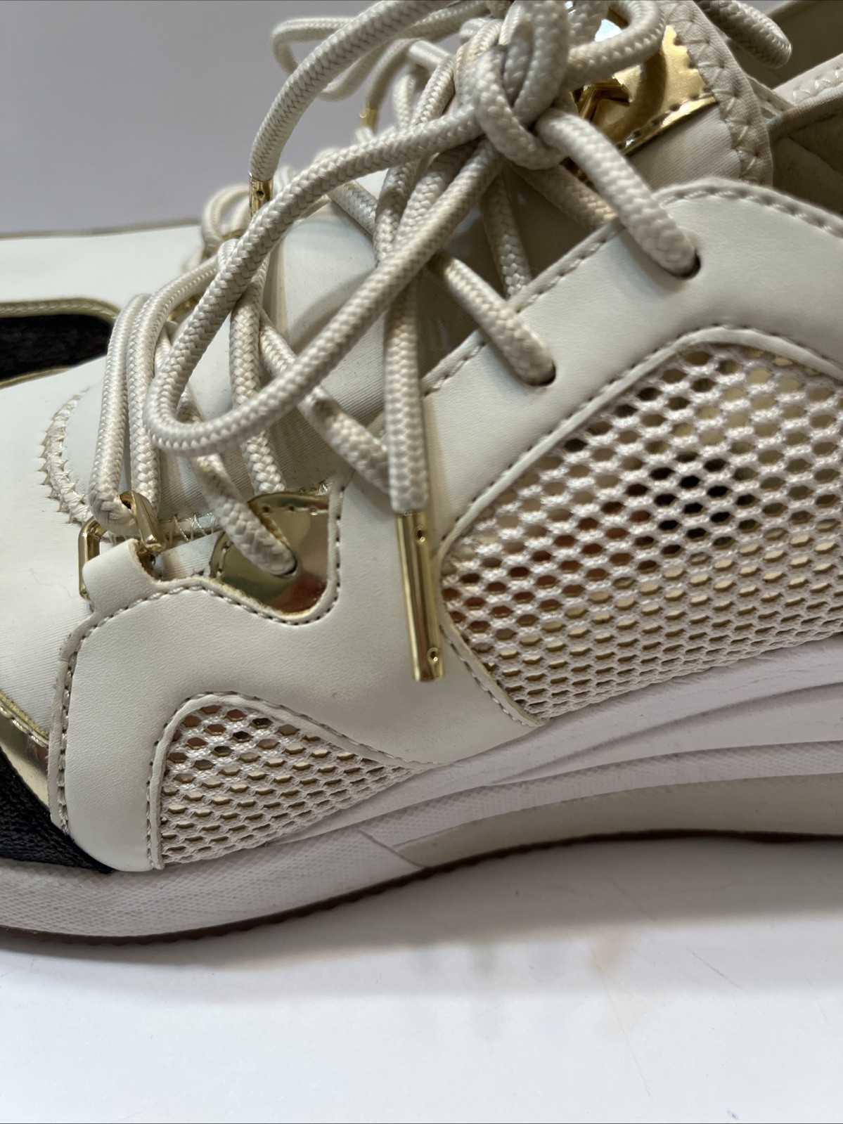 Michael Michael Kors Sneakers Women’s 9M Off White Gold Accents Brown MK Logo