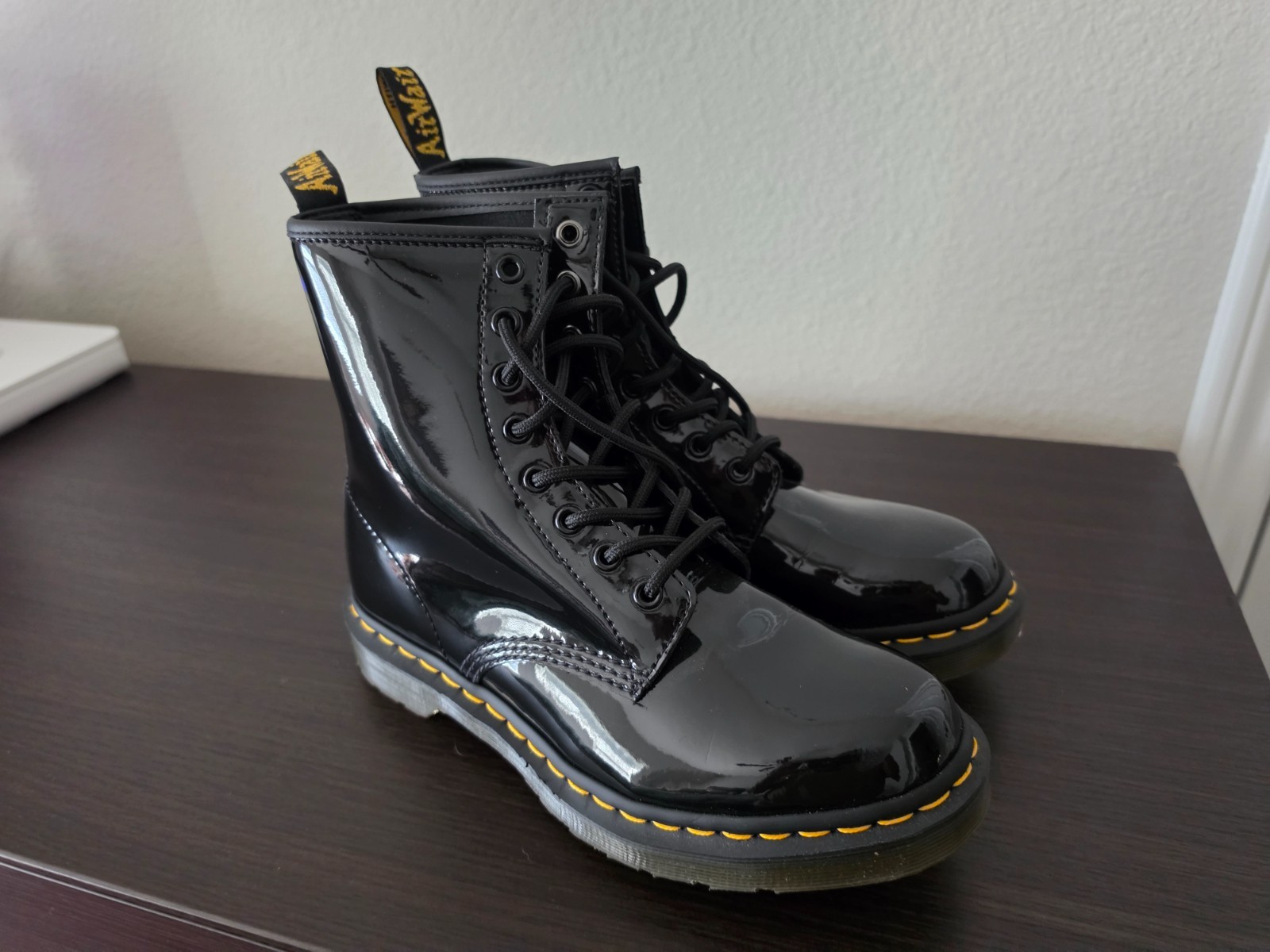 dr martens 1460 boots womens size 8
