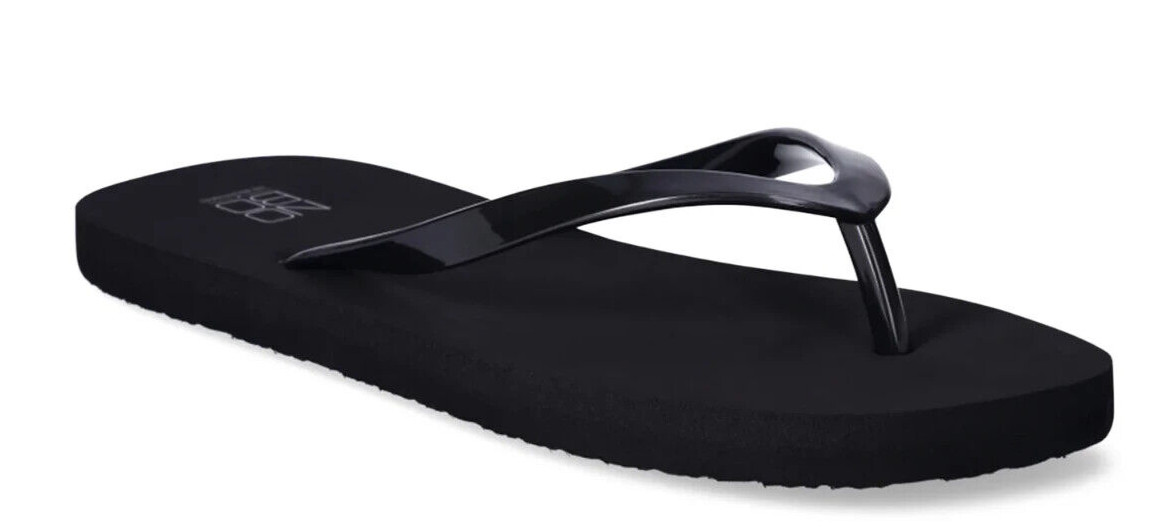 New Women’s No Boundaries Basic Black Rubber Flip-Flops – Size Women’s 9