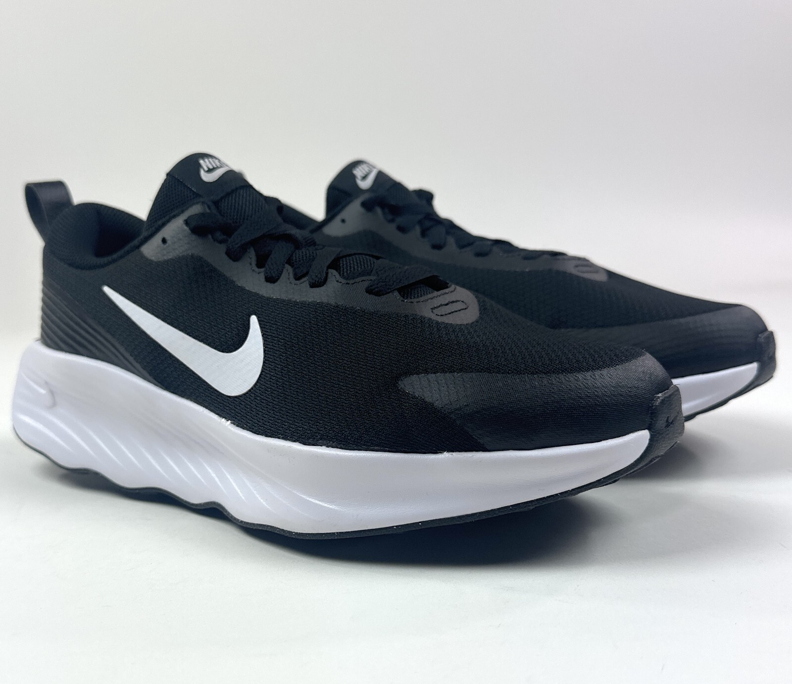 Nike Promina Black White Womens 9.5 Sneakers Shoes Running Athletic FV6343-002