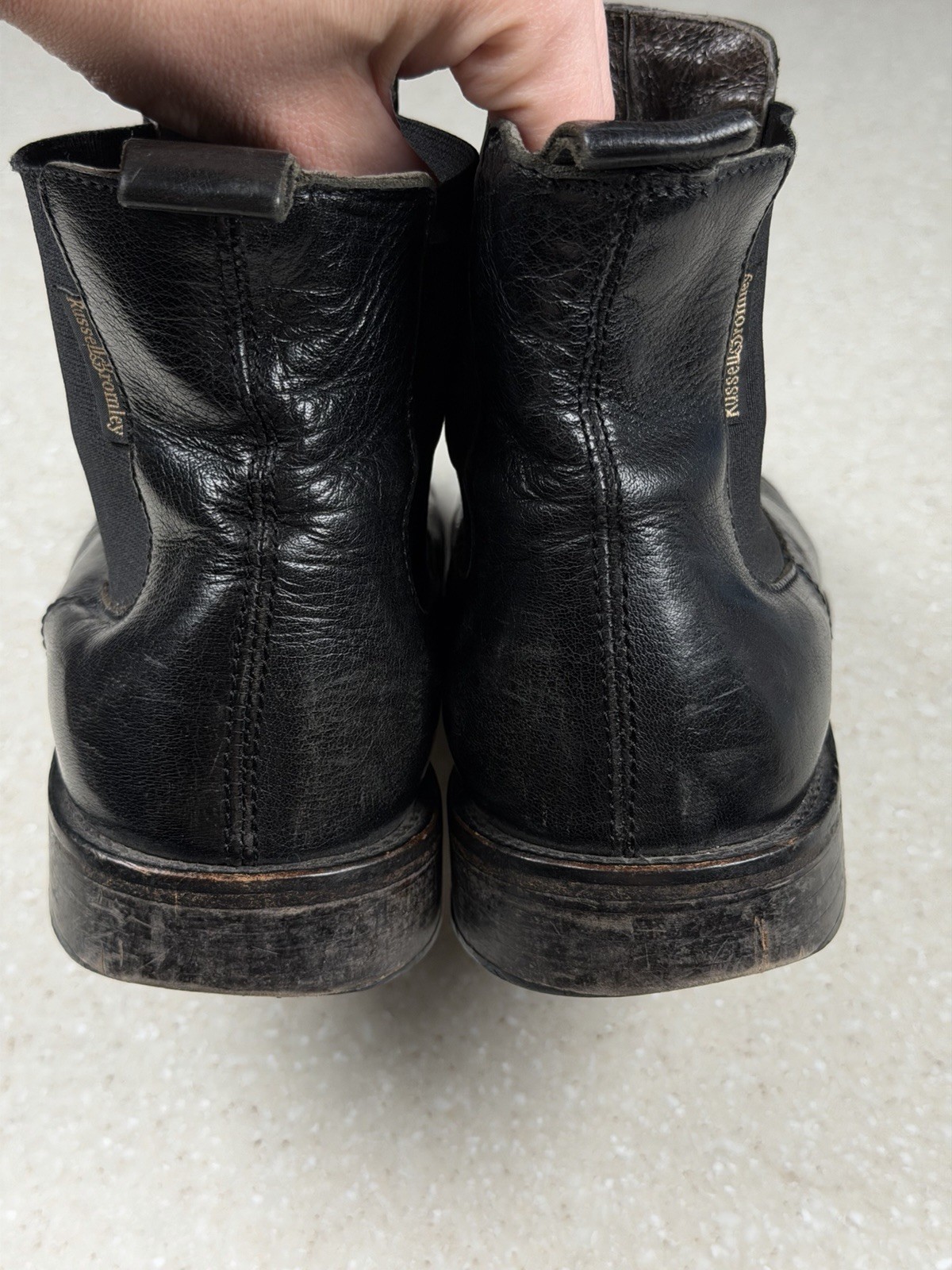 Russell and Bromley Women’s Black Leather Chelsea Pull On Boots EU 38 / US 7.5