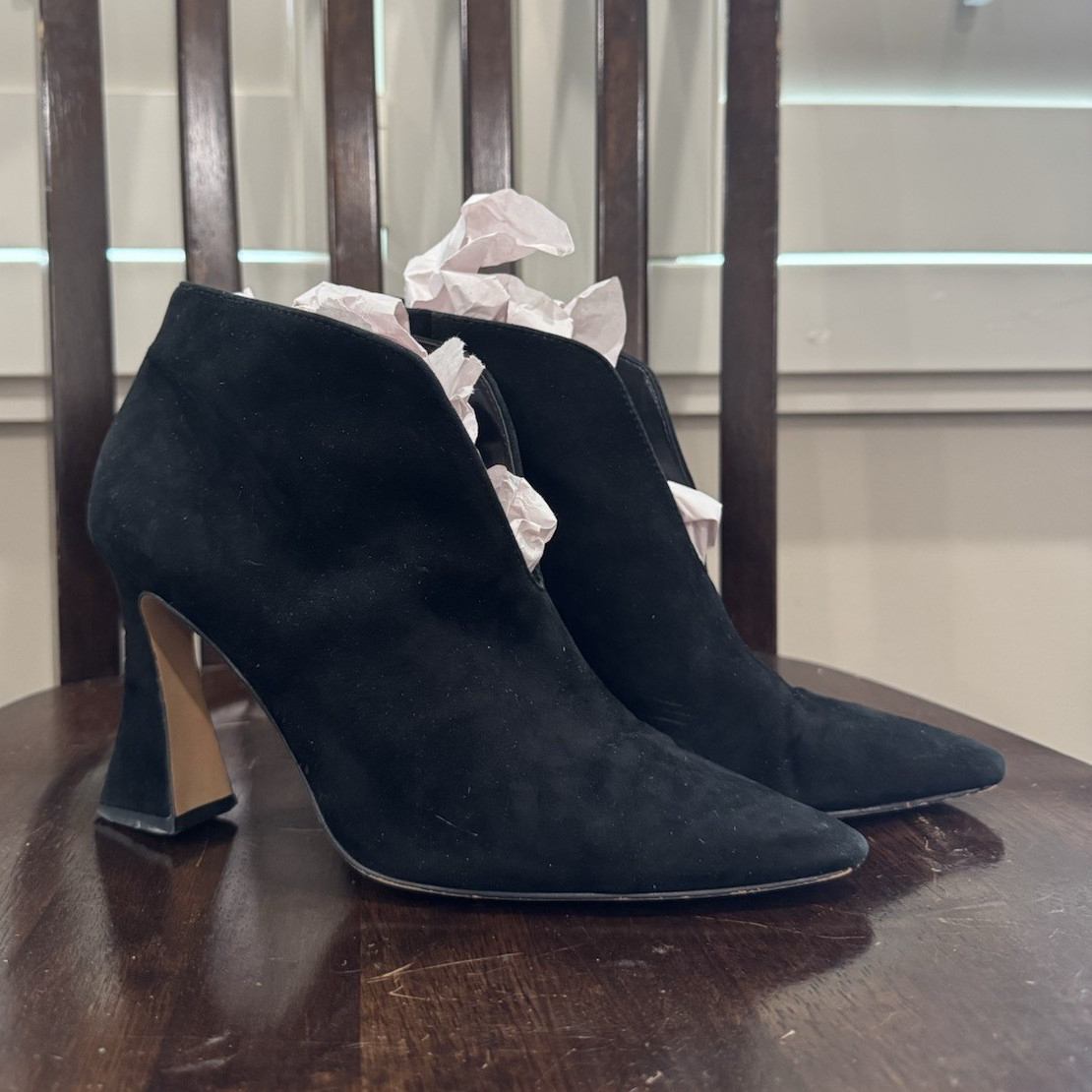 Vince Camuto Avelino Women’s Ankle Bootie Black Suede Pointed Toe Zip US 6.5