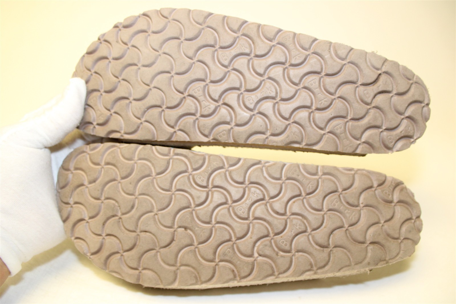 Birkenstock Women Size 9 N 40 Mens 7 Arizona Slide Ecru Vegan Germany Made Shoes