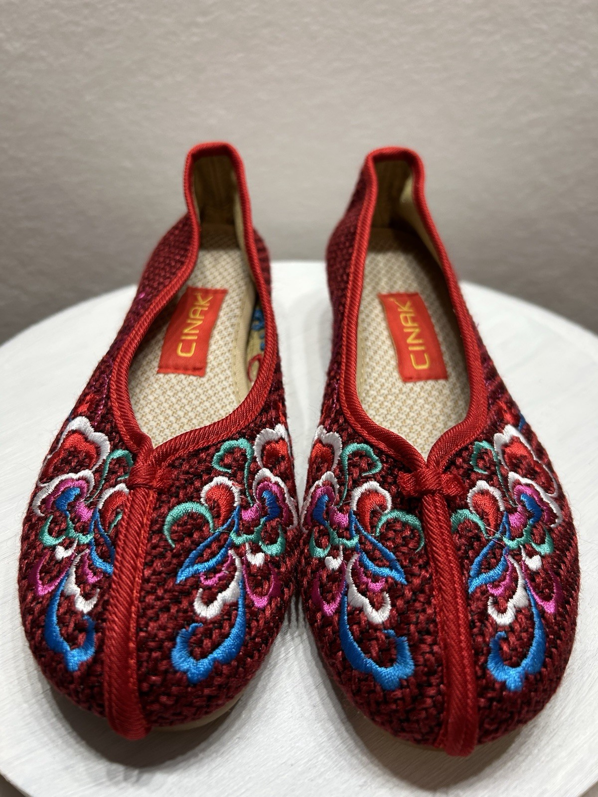 Cinak Multicolored Red Embroidered Flat Shoe Slip On Women’s Size 39/US 8.5
