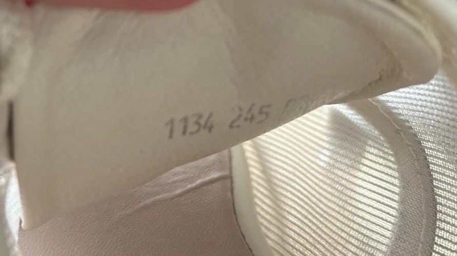 See True Mesh Shoes The Mont Size 7 Material : Synthetic leather, Mesh