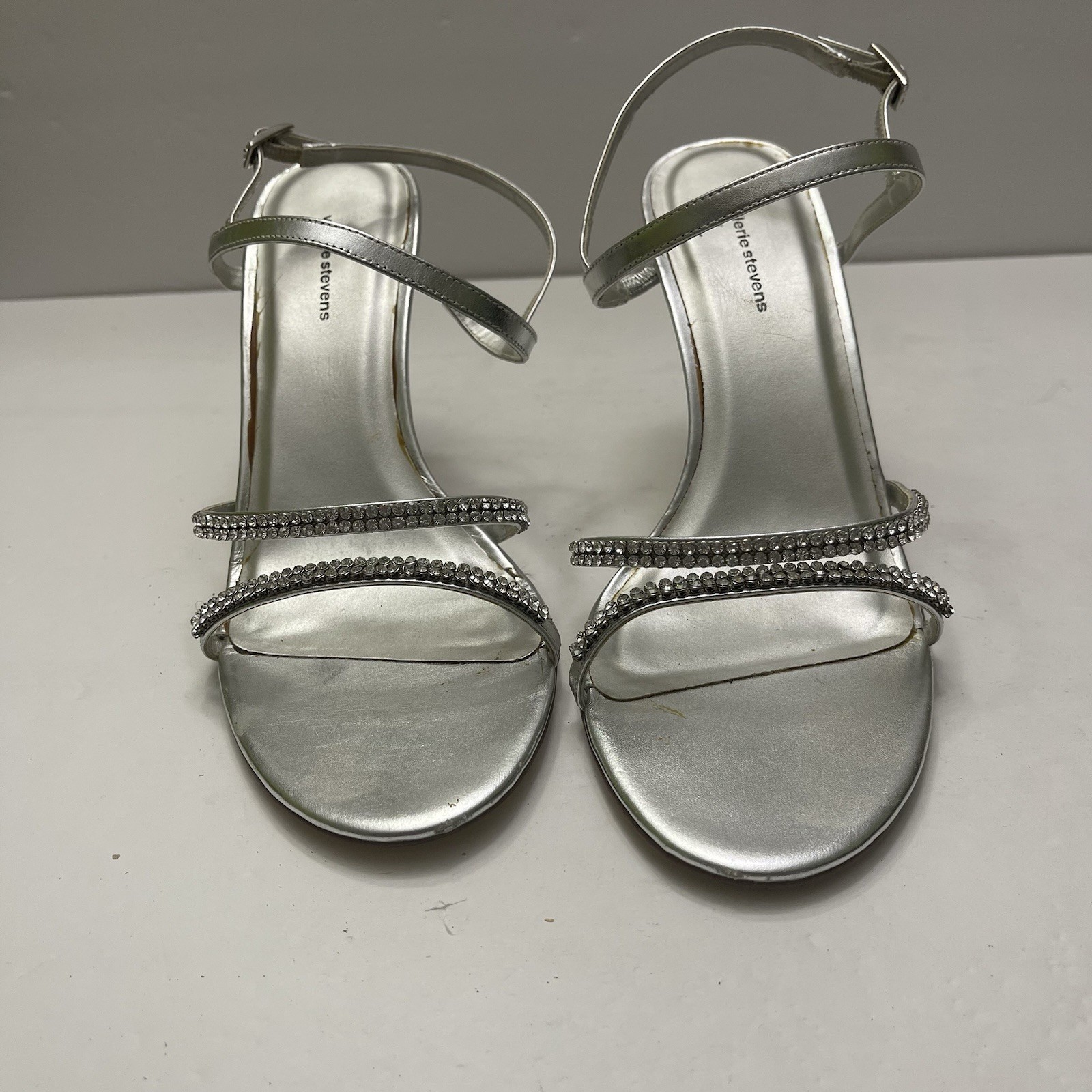 VALERIE STEVENS Royal Silver Rhinestone Sandal Sz 8 Strappy Heel Wedding Holiday