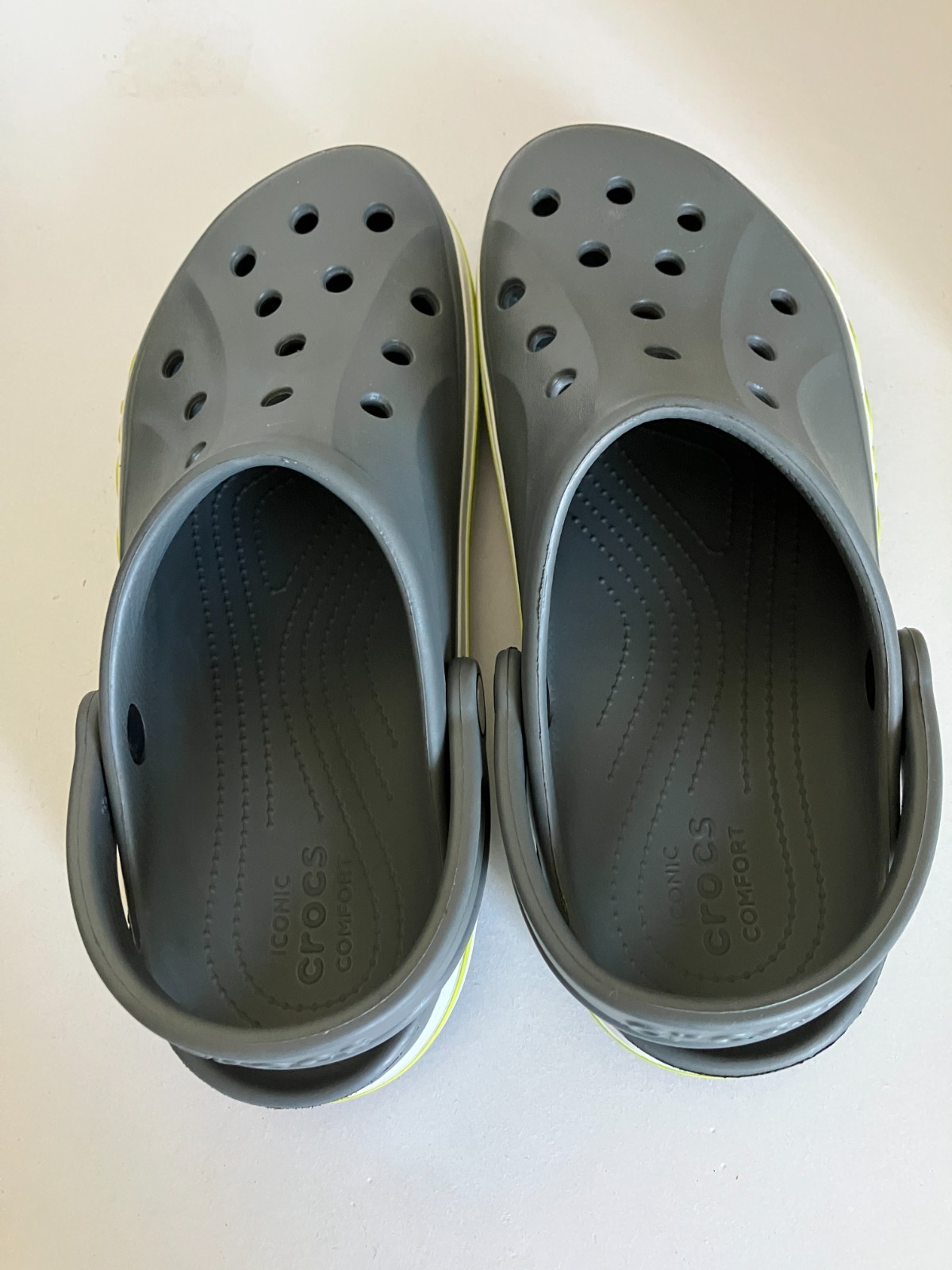 Crocs Bayaband Slip On Clogs Unisex Comfort W 10 M 8 Gray/Green