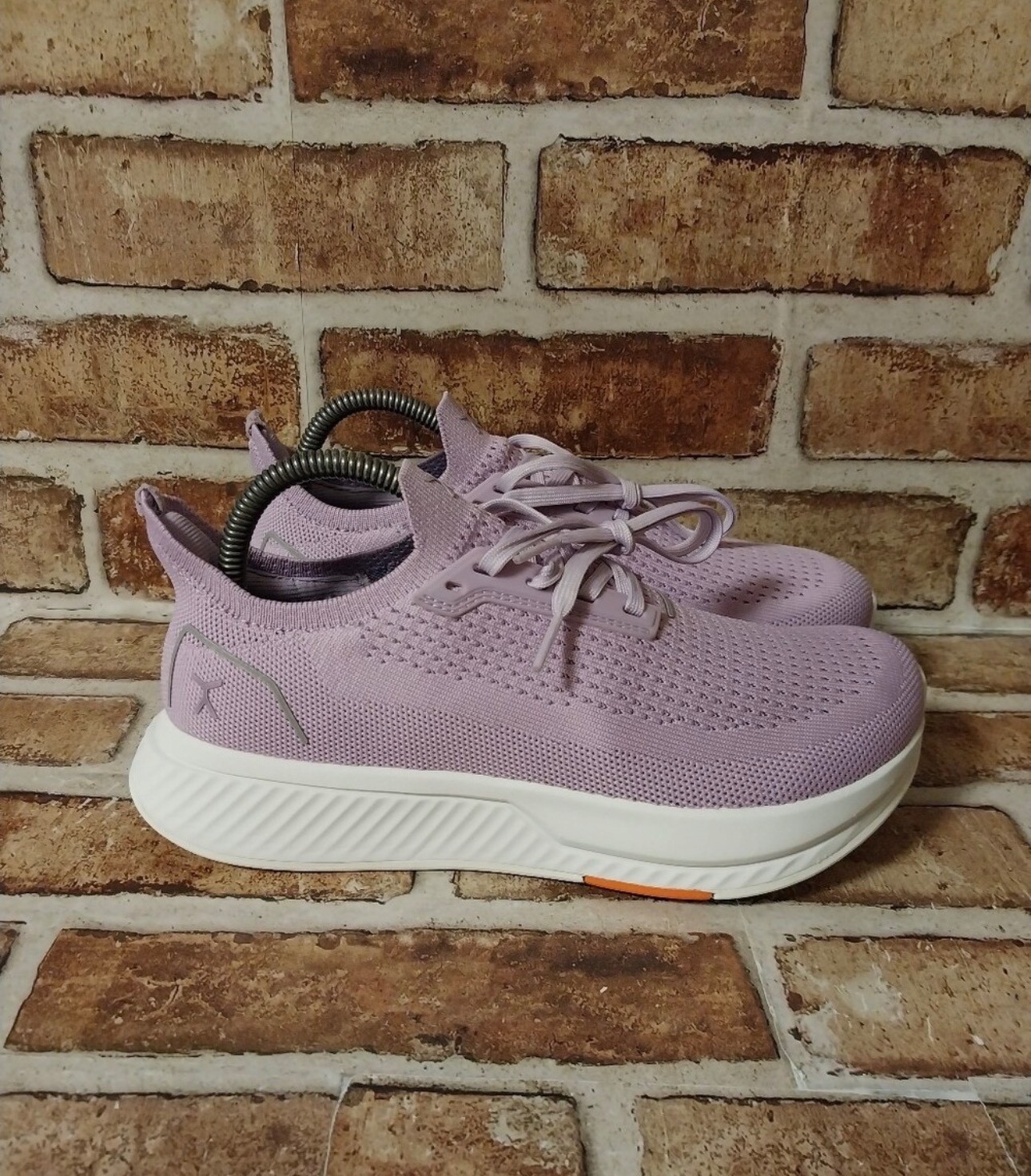 flux adapt runner- size 6.5 – womens – purple – barely worn