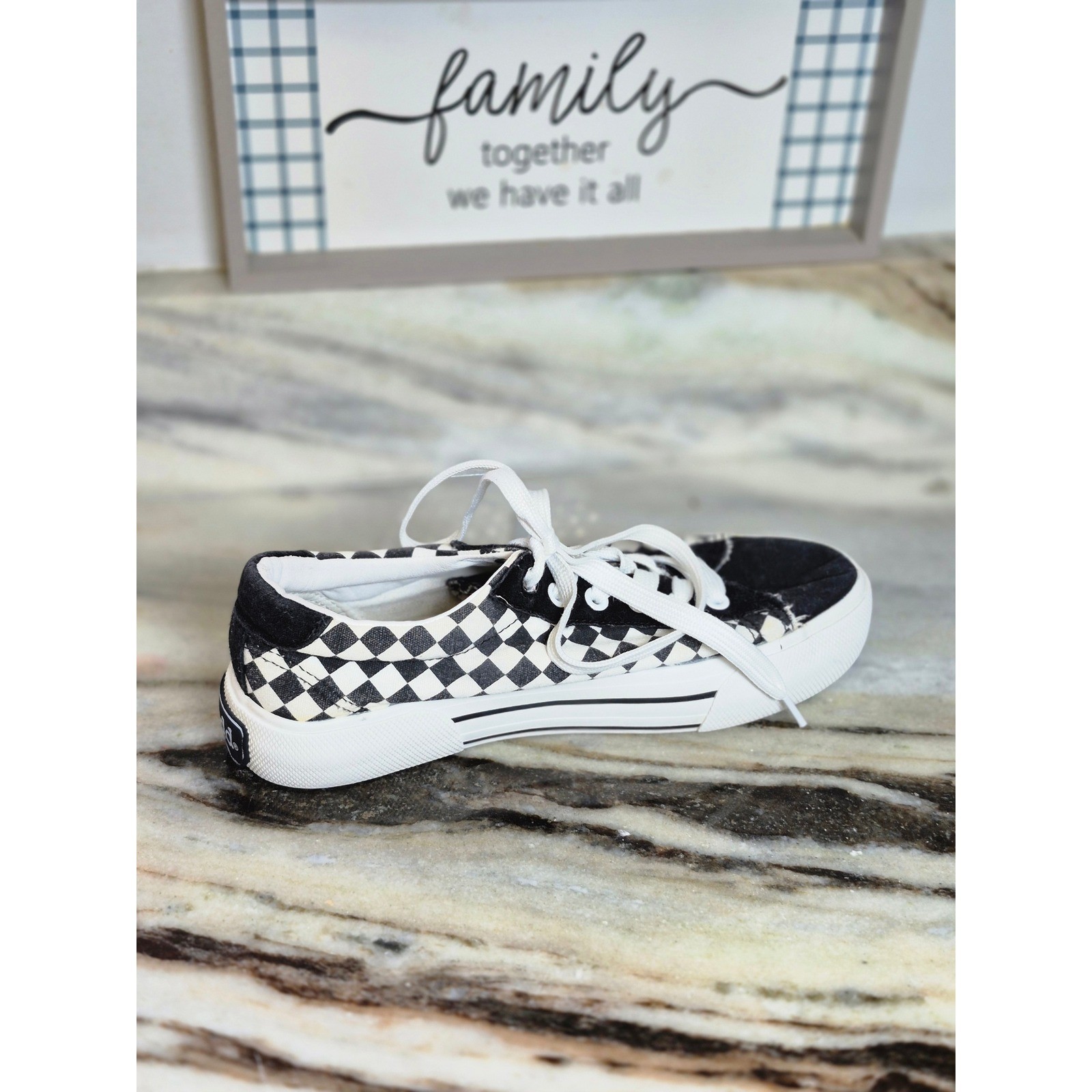 Mudd Poppy-04L Black White Checkerboard Canvas Low Top Sneakers Womens 8