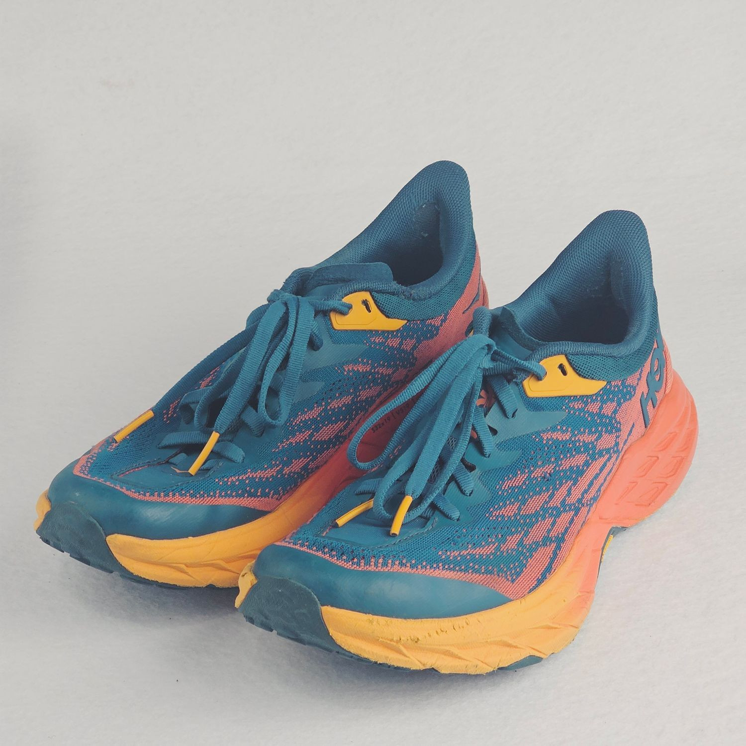 Hoka Speedgoat 5 Women’s Trail Running Shoes Size 8.5B Blue Orange