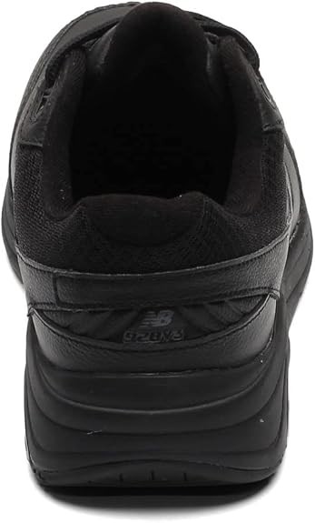 Women’s New Balance 928v3 Black/Black