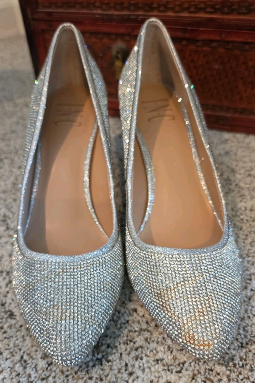 INC Zitah22 Pump Shoes 7M Pearl Gold Rhinestones Pointed Toe 3.25″ HeelsStiletto