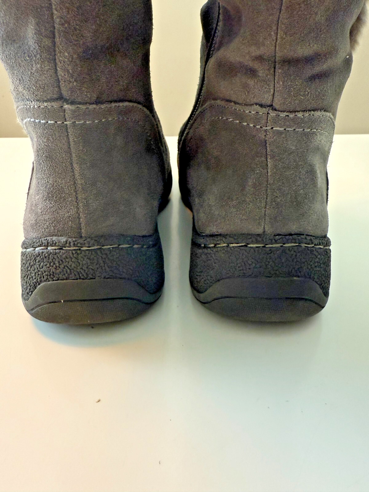 Naturalizer Women’s Brownish Gray Suede Faux Fur Lined Winter Boot Size 9