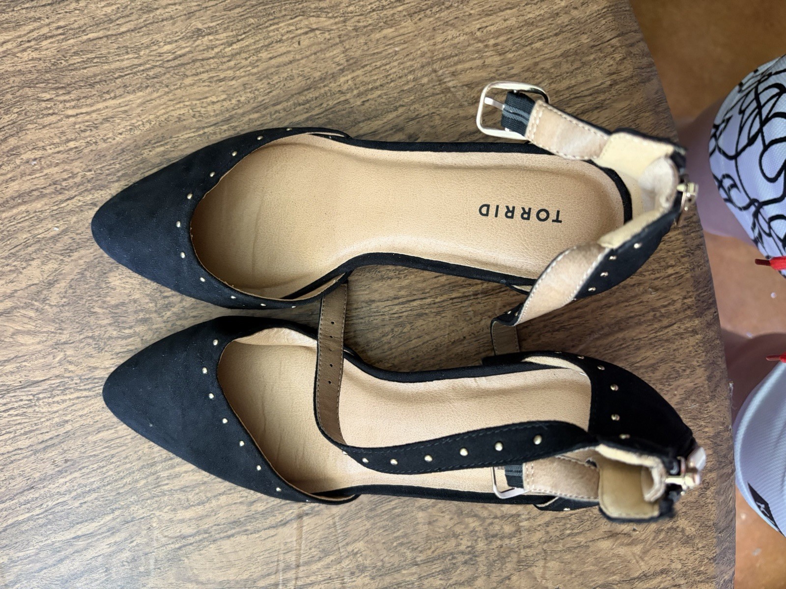 Torrid Black DORSAY STUDS Size 8.5 Chunk Heel EUC