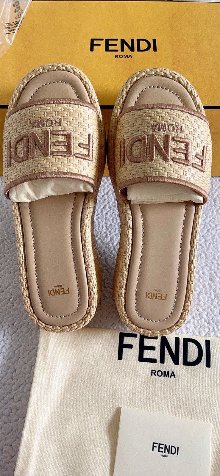Fendi Sunshine Raffia Platform Slide Sandals in Beige Size 38/US 8