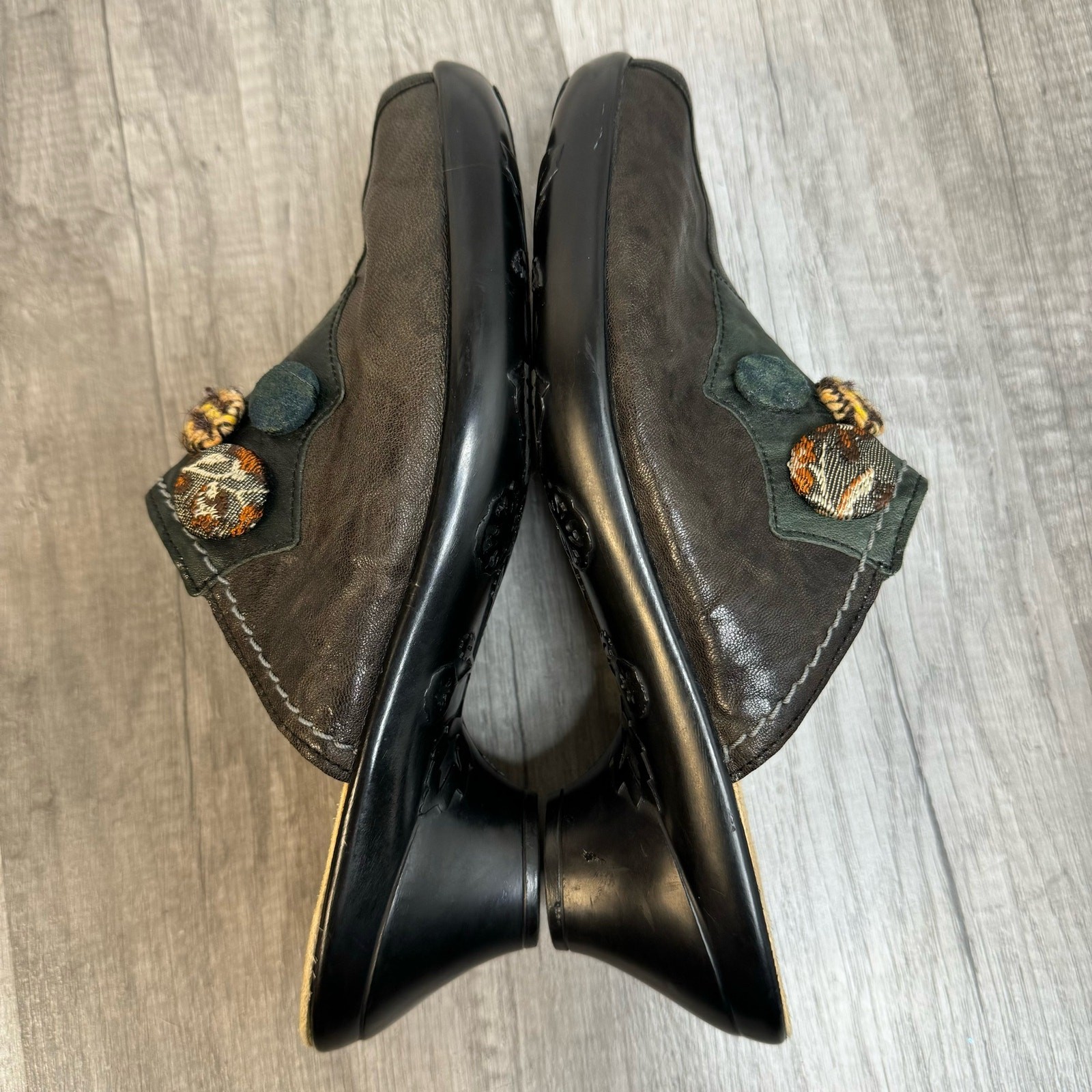 Think! Green Black Brown leather mule clog slip on shoes Size 37/ US 6