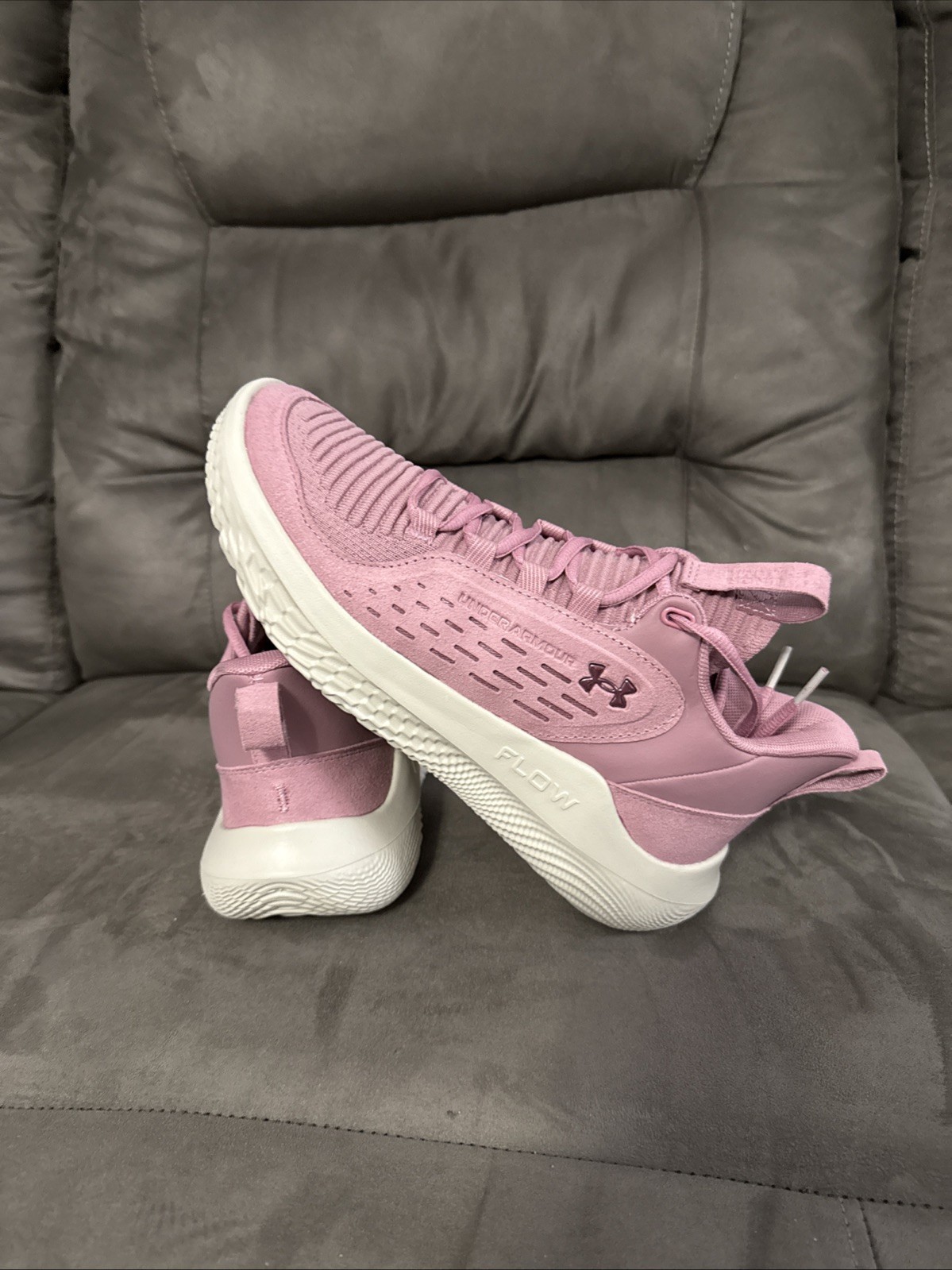 NWT Under Armour Flow Breakthru 5 Sneakers Pink/Rose 3028342-600 Women’s 10