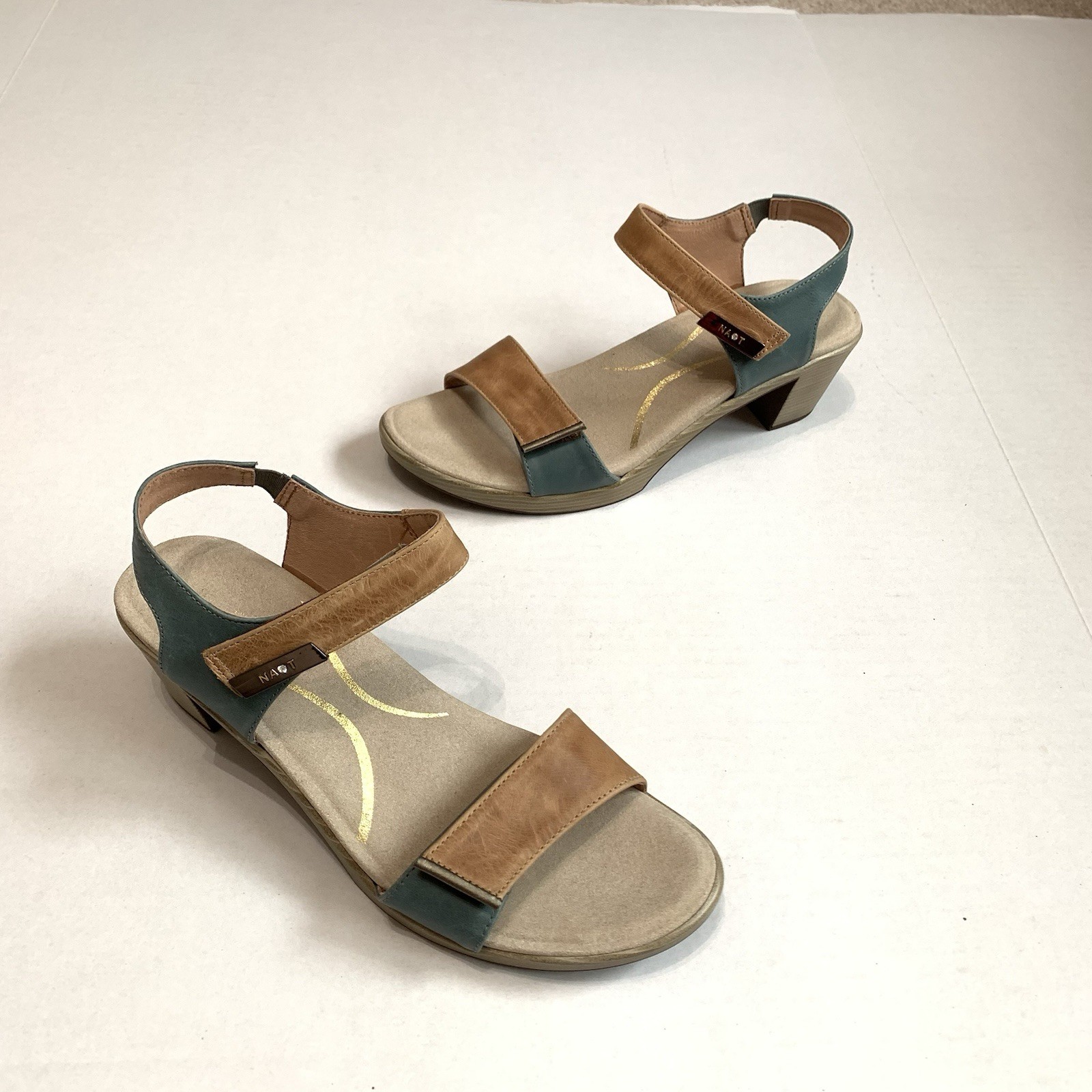 Naot Intact Black Heel Sandals Latte Brown/Sea Green/Pewter Women Sz 39, US 8.5
