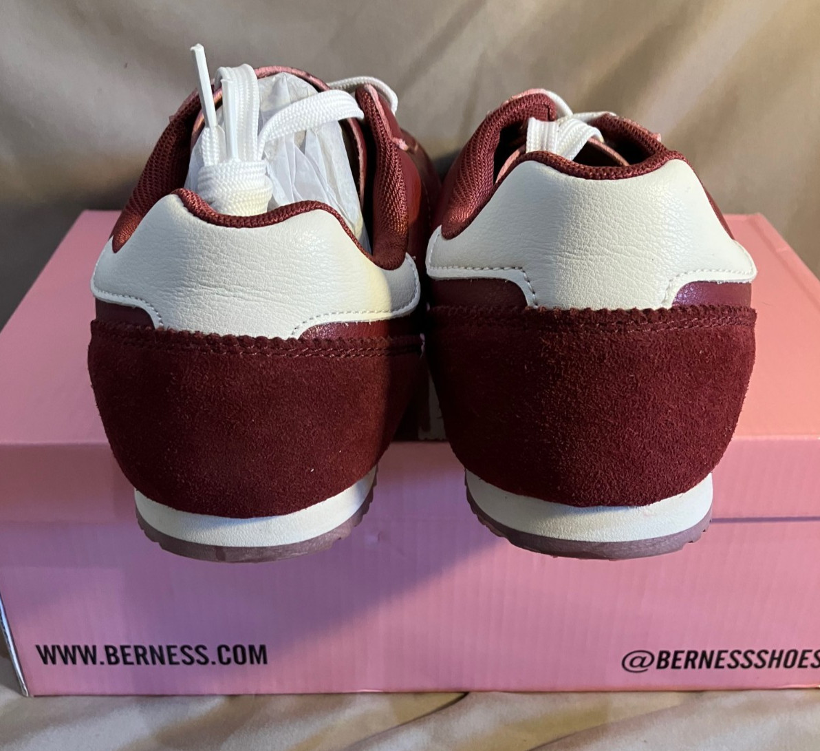 Berness Landon Burgundy Retro Sneakers New In Box Casual Shoes Size 7