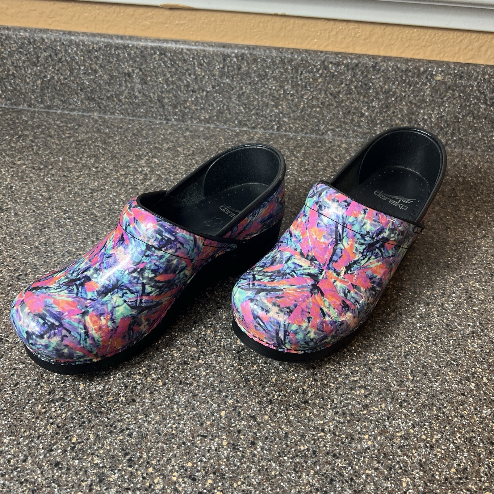 Dansko Leather Clogs Glossy Multicolor Women’s EU 37 US 6-6.5 Slip On Work Shoes