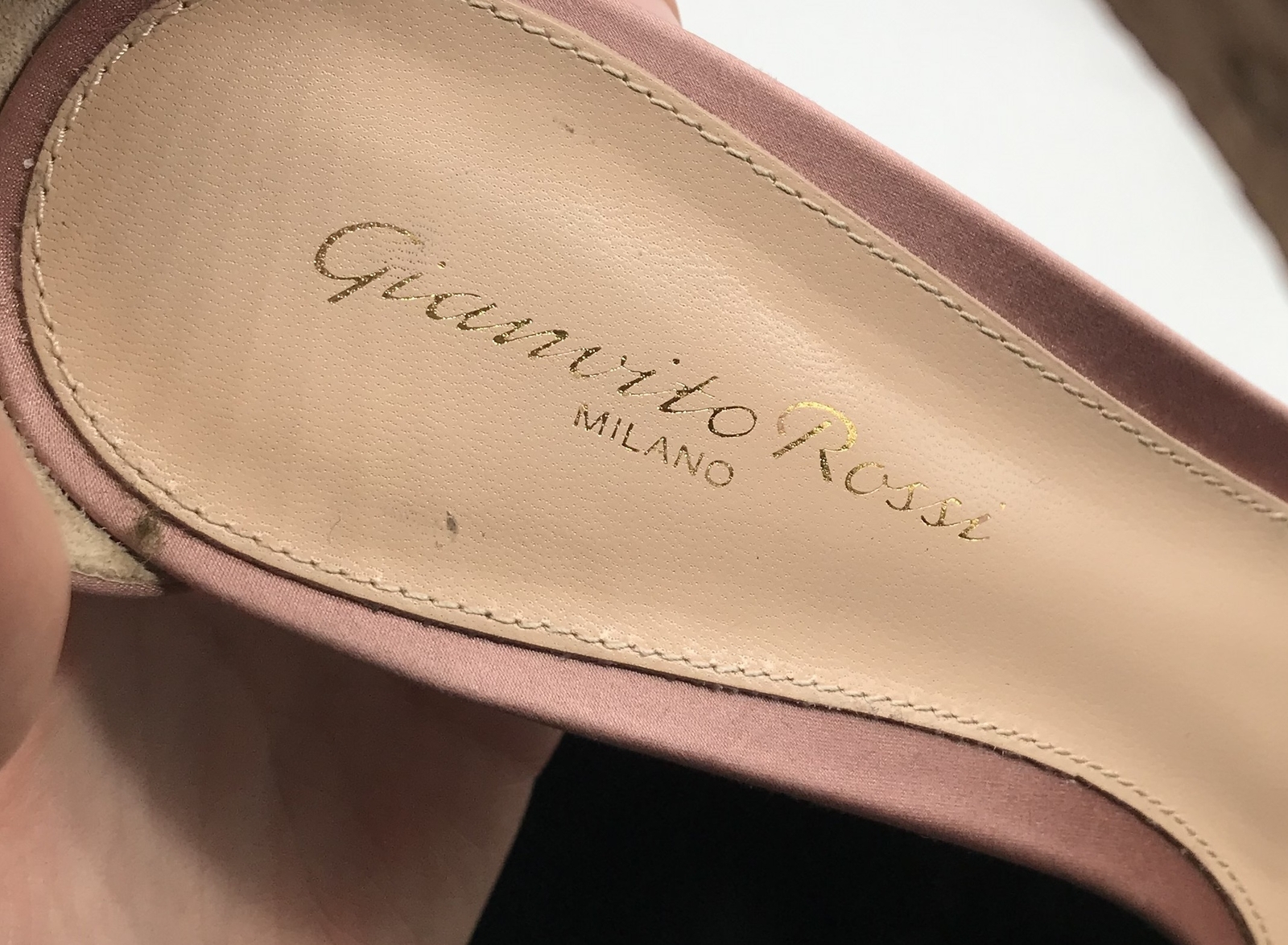 Gianvito Rossi Dahlia pink ankle strap satin sandal heel & crystal buckle sz 39