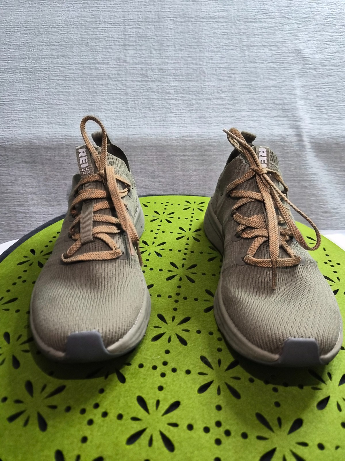 REI Co-Op Beyonder 00022950 Womens US 6 Running Shoes Green Athletic Sneakers