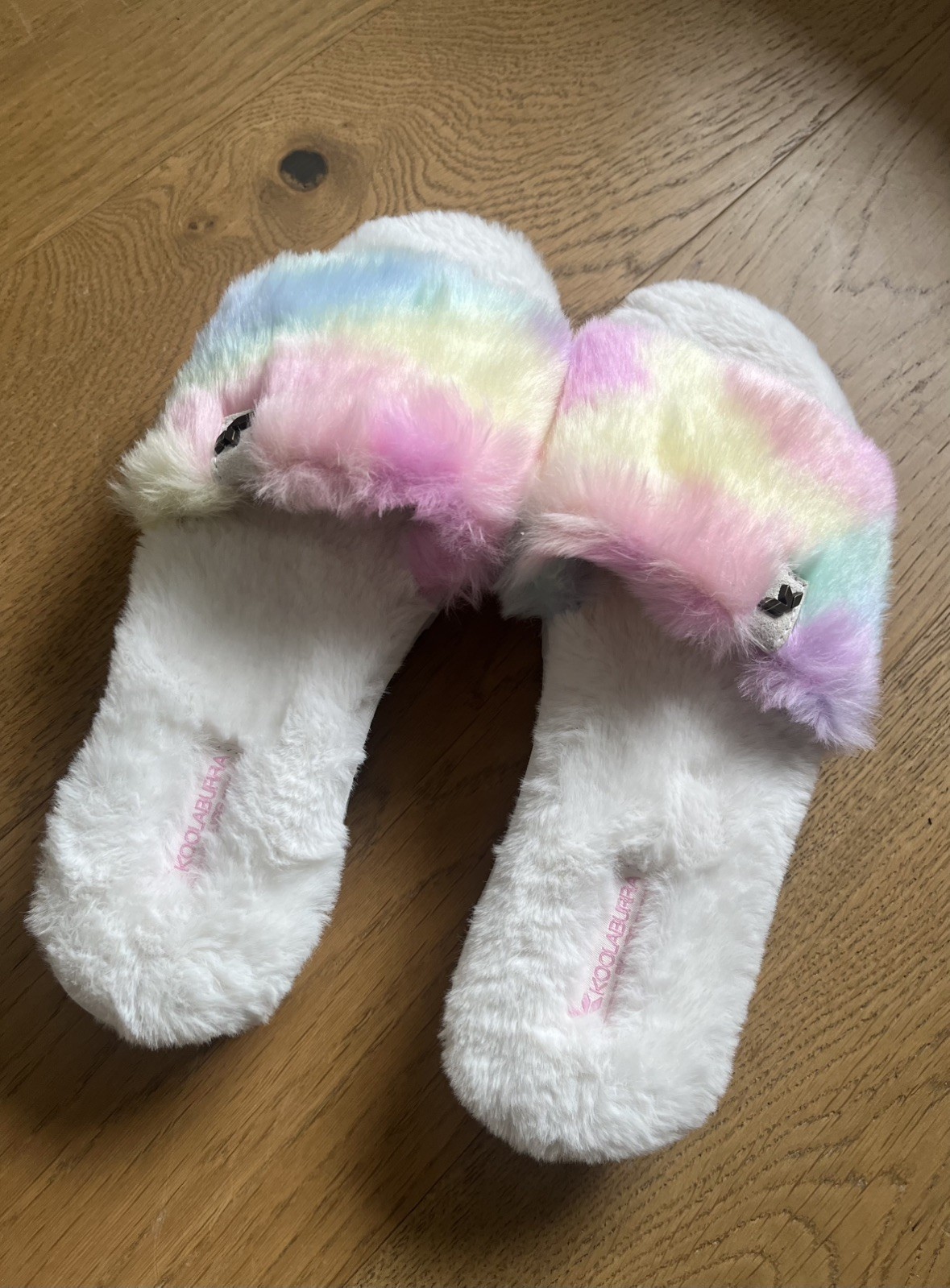 Kookaburra UGG Slides Slippers White Pastel Rainbow Colors Women’s 9