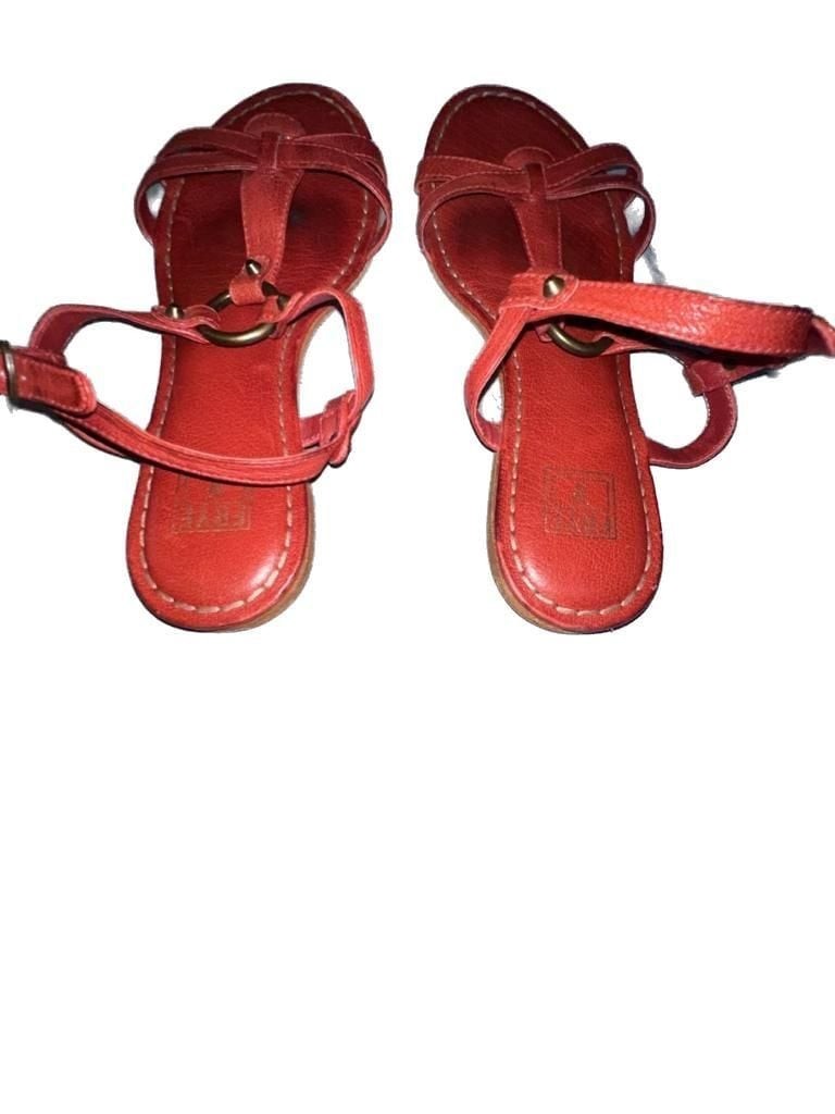 Frye Rachel Ring T-Strap Red Leather Sandals