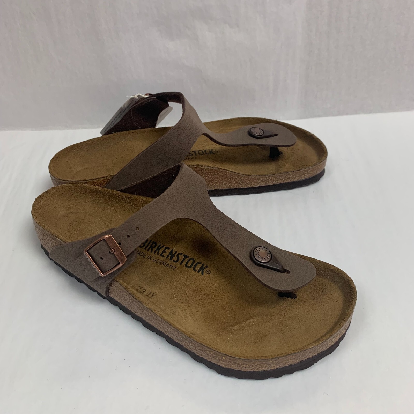 Birkenstock New w/ Box Gizeh Mocha Birkibuc Regular Width – Select Size