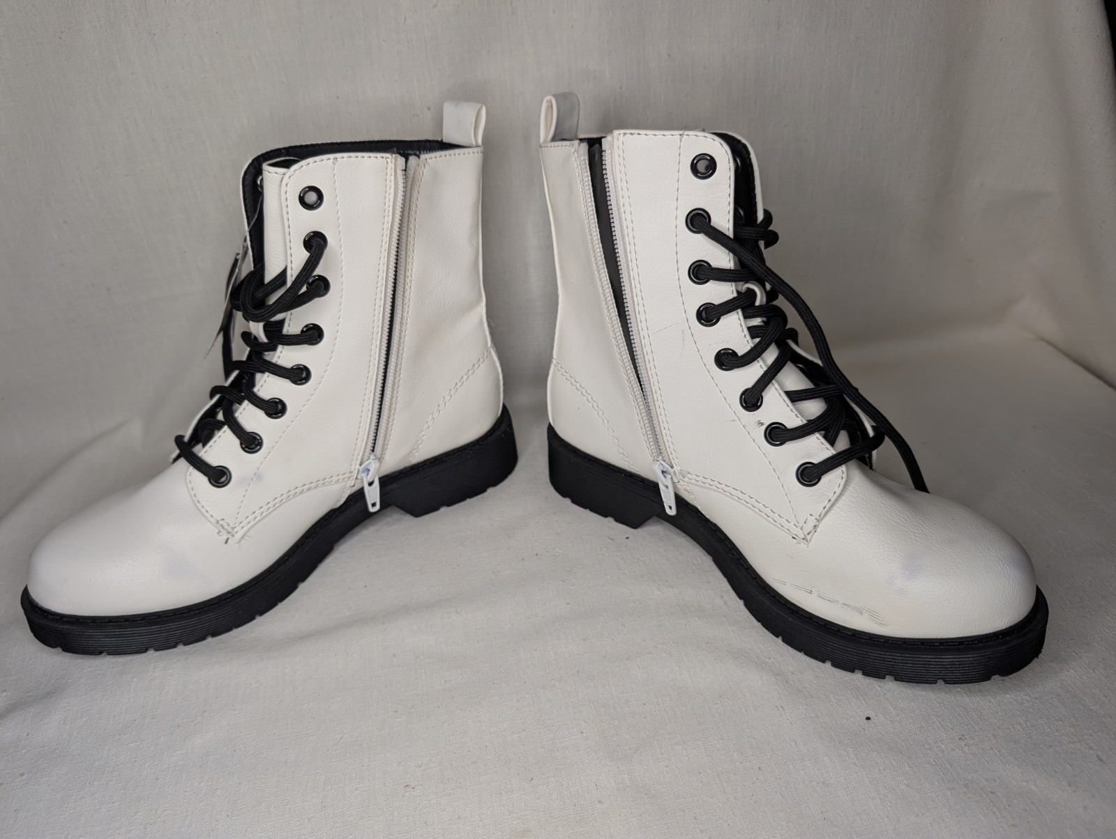 Size 6 Time And Tru White Combat Boots, Lace Up & Side Zip Ankle Booties, Clean!