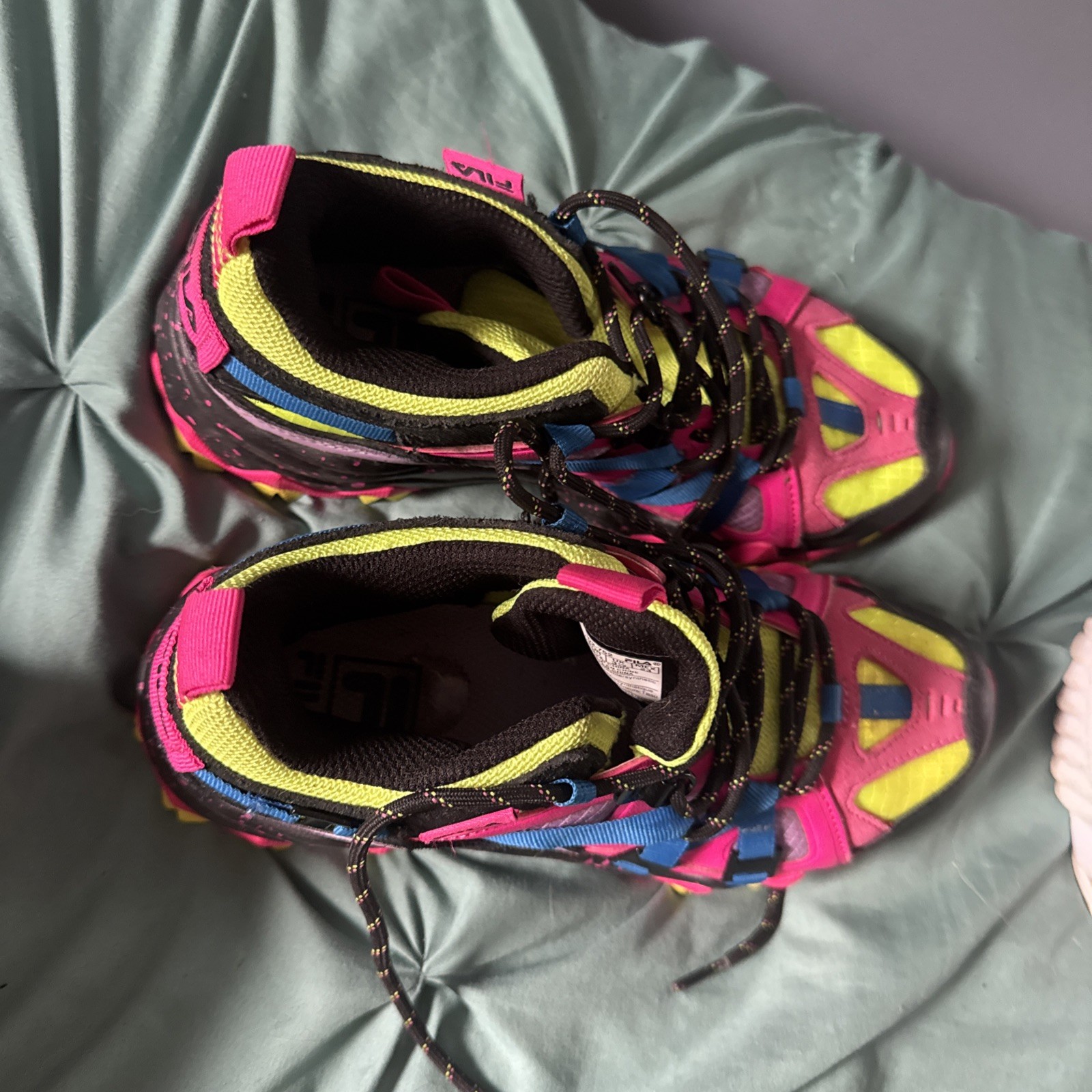 Fila Oakmont TR Women’s Athletic Shoes Pink/Multicolor Size 6